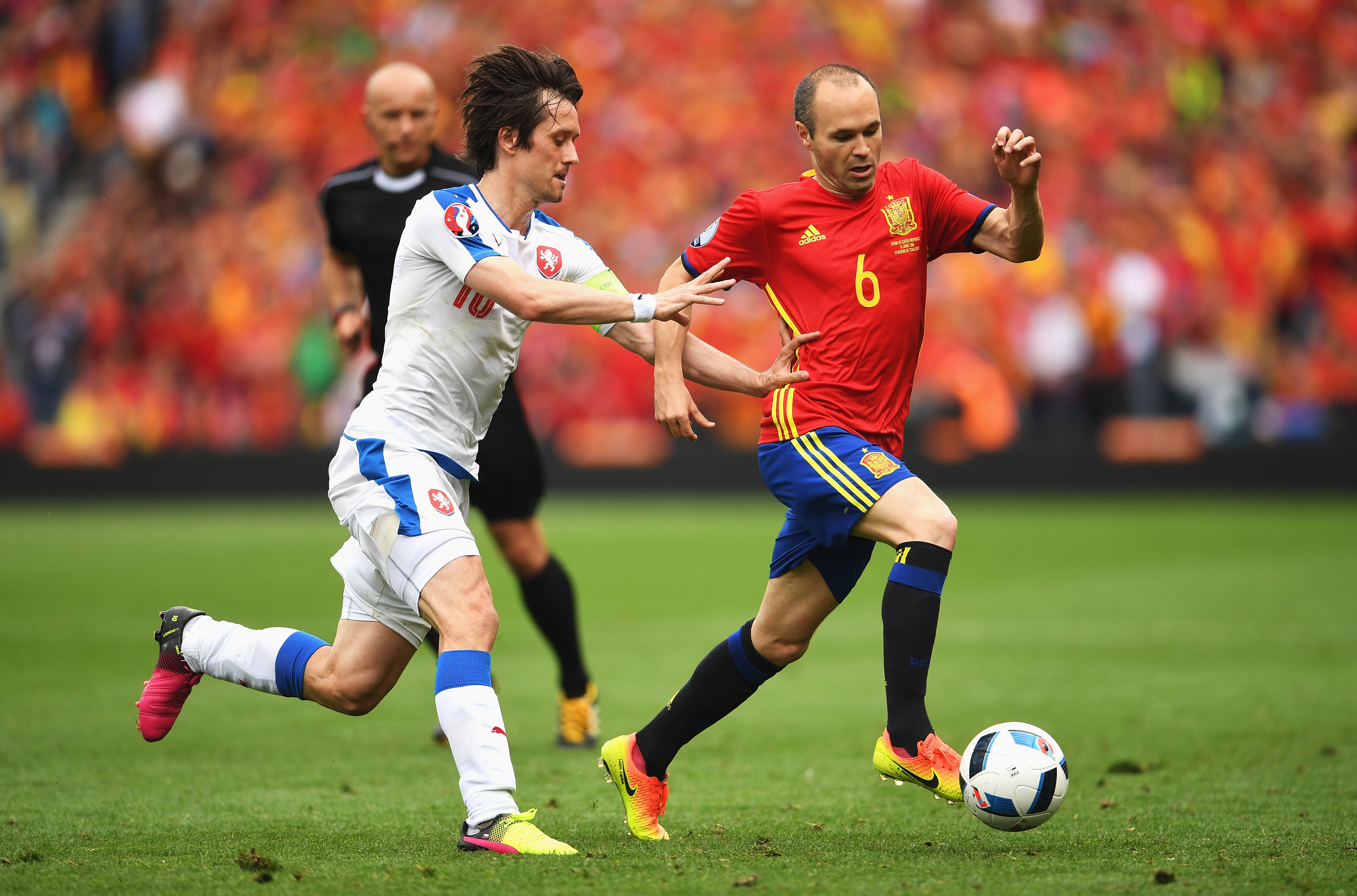 Doi hinh hay nhat luot dau o Euro anh 7