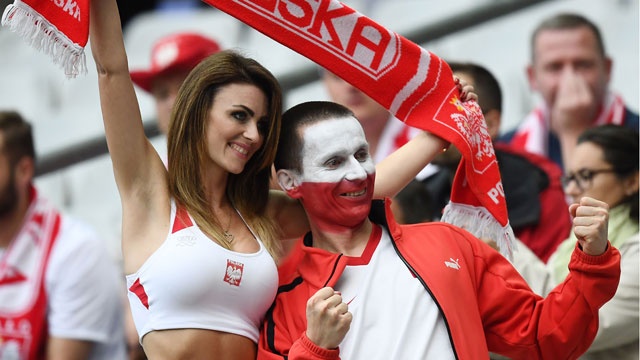 CDV nu xinh dep hut hon dang may rau hinh anh