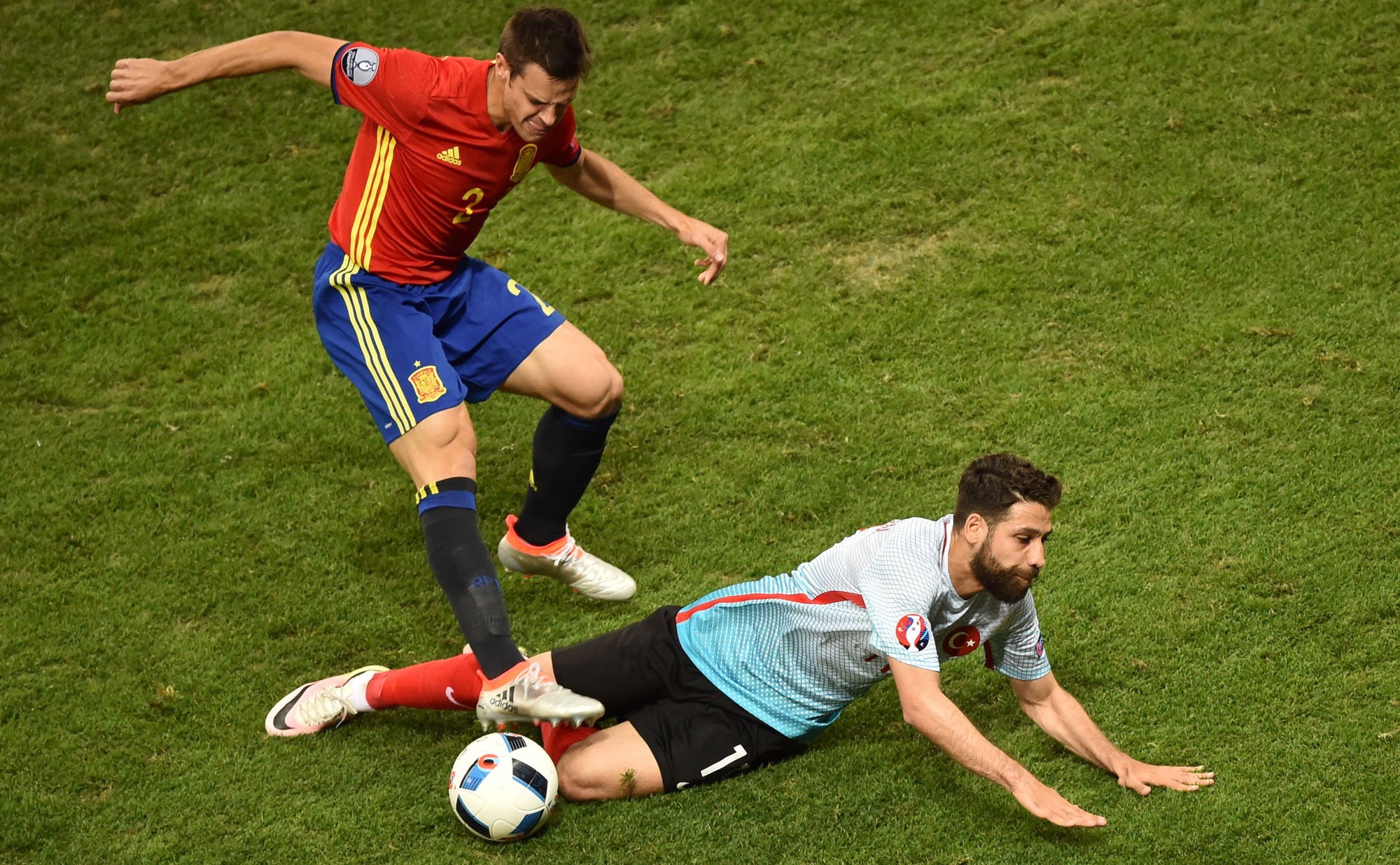 Cham diem Tay Ban Nha anh 14