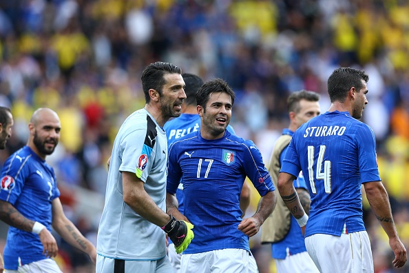 Italy chơi lăn xả để giành chiến thắng ảnh 1 Italy choi lan xa de gianh chien thang anh 1