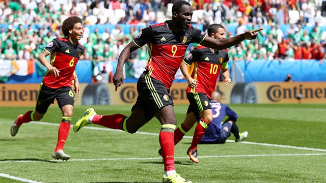 Bi vs CH Ireland (3-0): Lukaku toa sang hinh anh