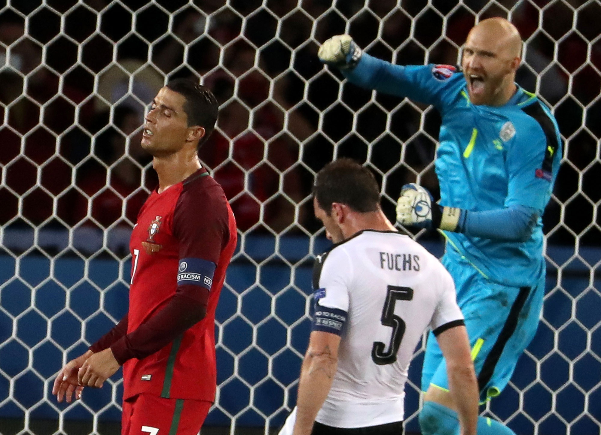 Doi hinh hay nhat luot thu hai anh 2