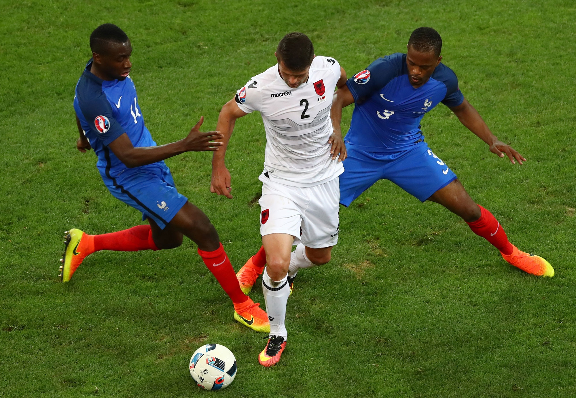 Doi hinh hay nhat luot thu hai anh 6