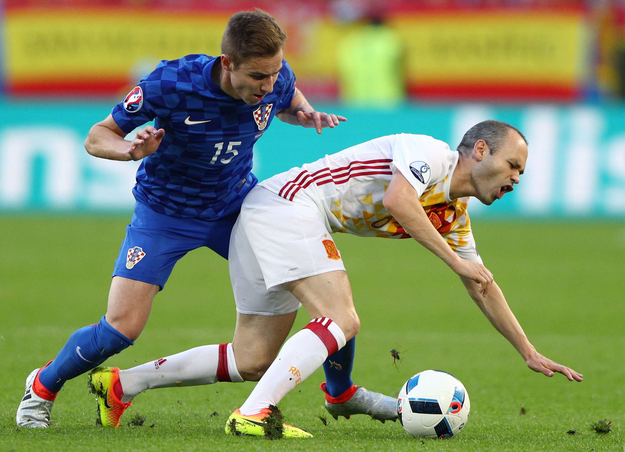 Cham diem Tay Ban Nha anh 9