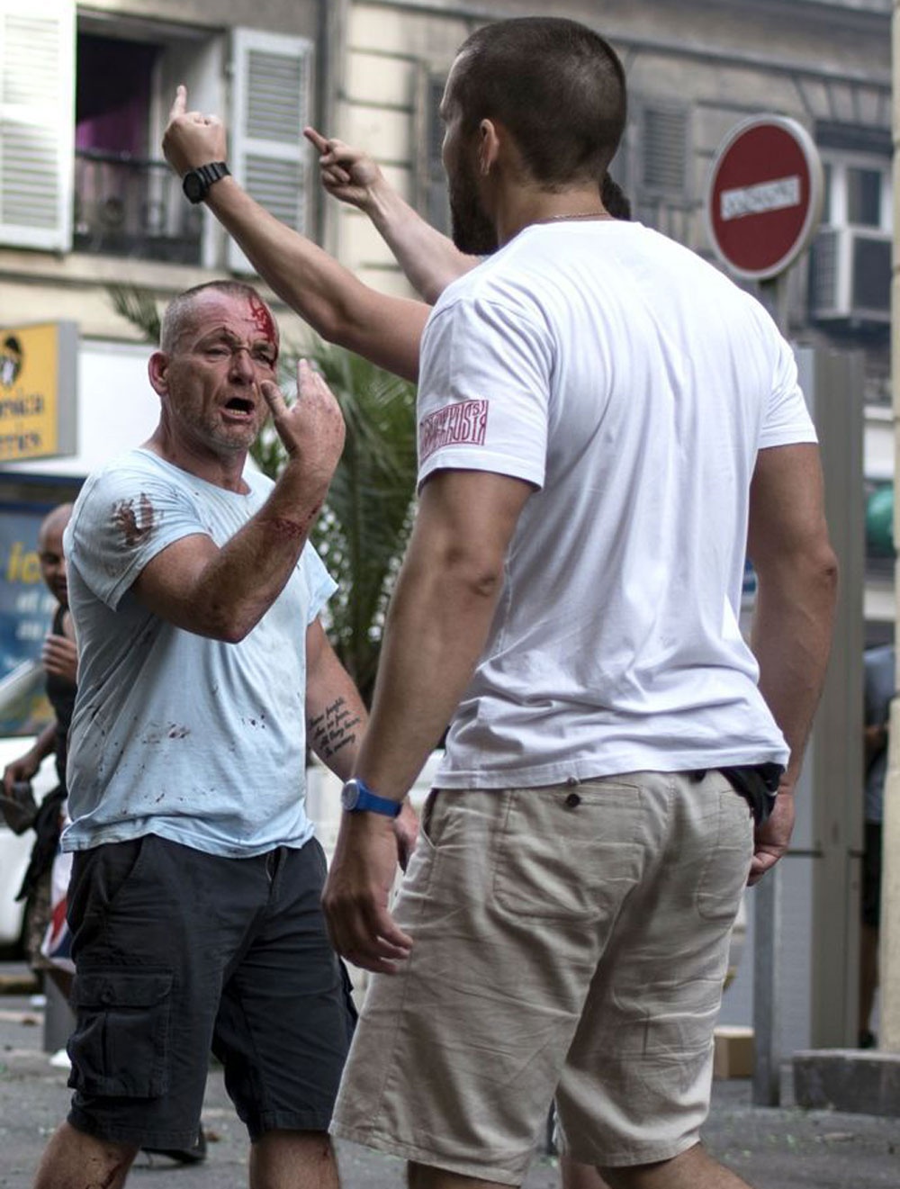 CĐV gây phản cảm ở Euro 2016 ảnh 6 CDV gay phan cam o Euro 2016 anh 6