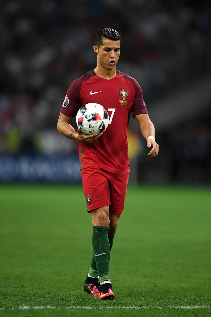Ronaldo tu that vong den phan khich anh 9