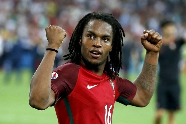 Ngoi sao tuoi teen lam lu mo Ronaldo o tu ket Euro 2016 hinh anh