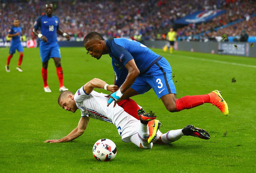 Giroud toa sang giup Phap danh bai Iceland anh 6