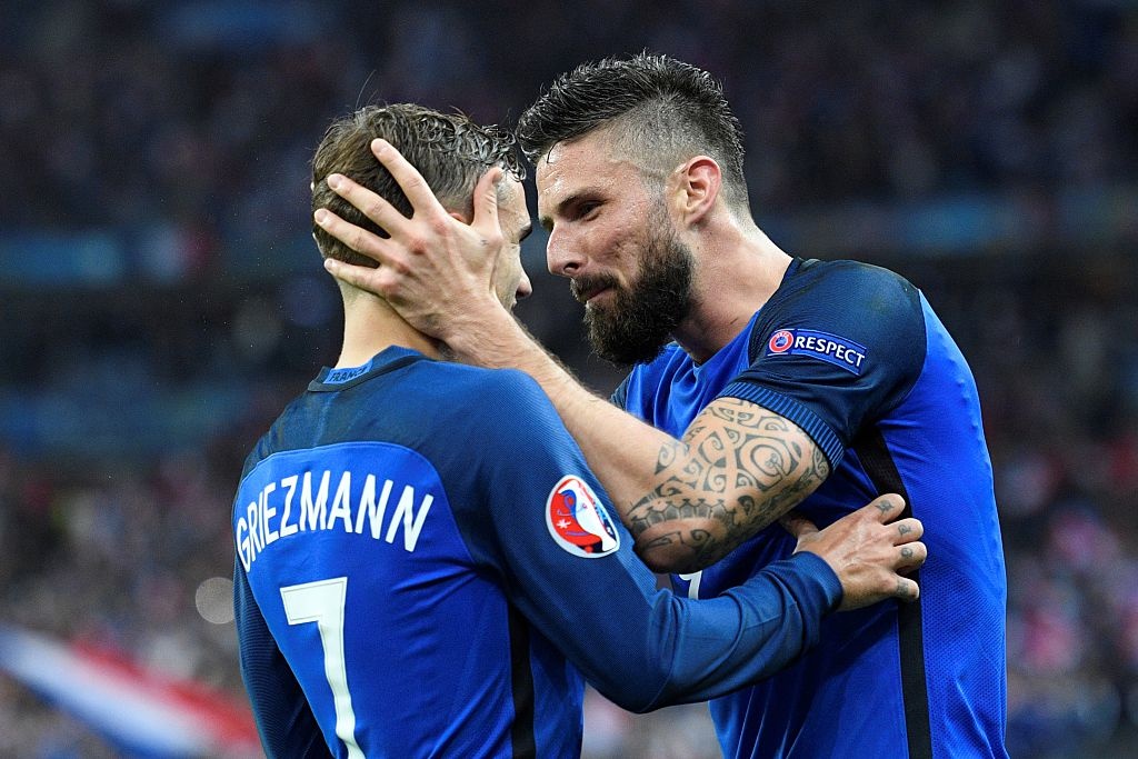 Giroud - Griezmann, cap song sat moi cua Les Bleus hinh anh