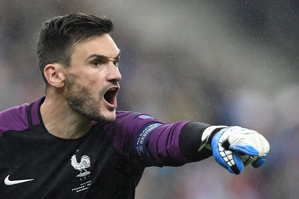 Giroud toa sang giup Phap danh bai Iceland anh 2