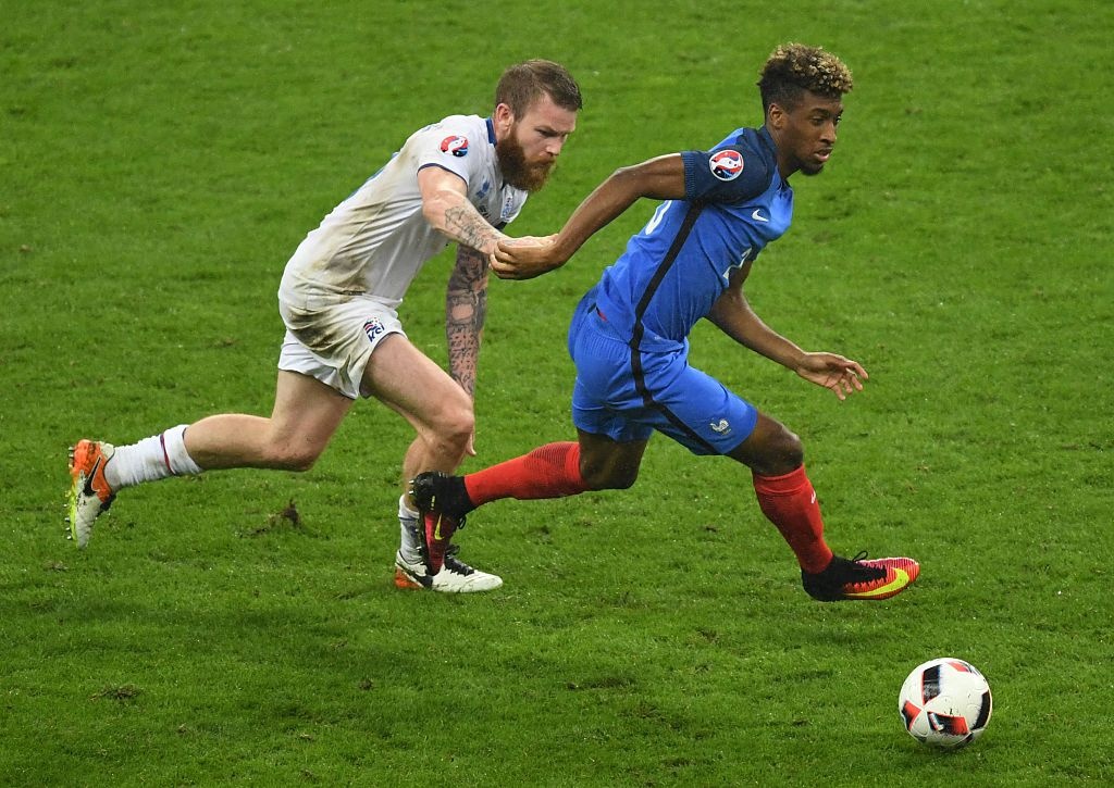 Giroud toa sang giup Phap danh bai Iceland anh 15