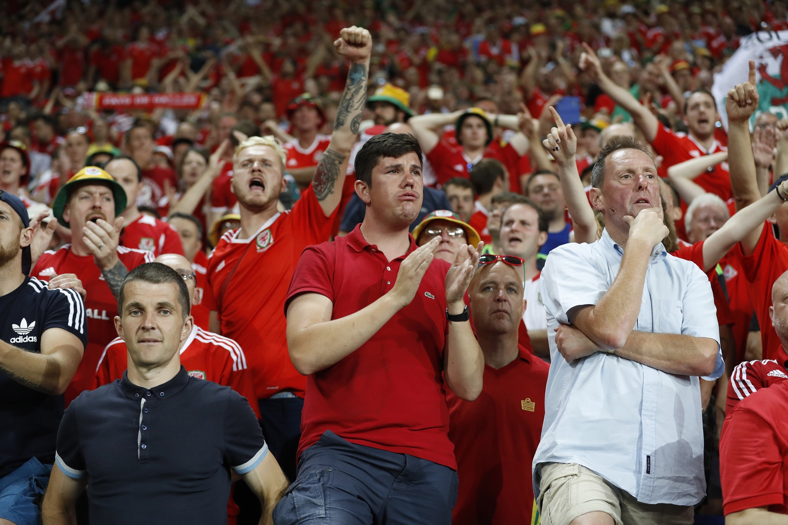 CDV than tho nhin Bale roi Euro 2016 anh 3