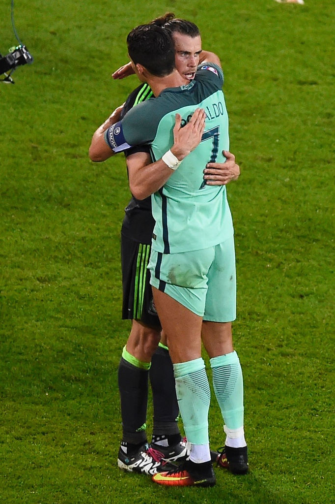 Hình ảnh cảm động của dàn sao Real ảnh 4 Hinh anh cam dong cua dan sao Real anh 4