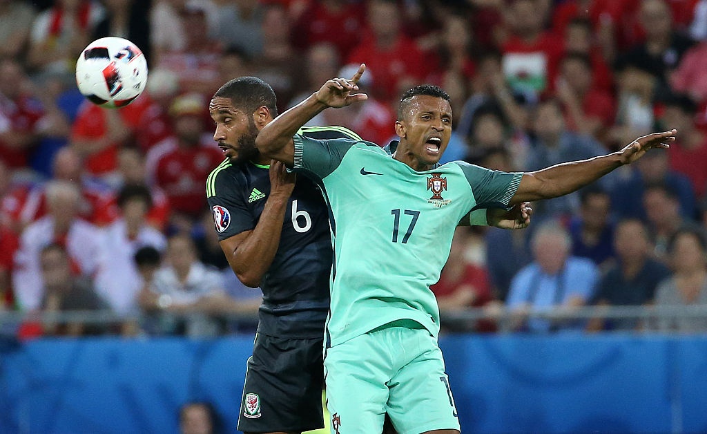 Ronaldo vao doi hinh hay nhat ban ket anh 9