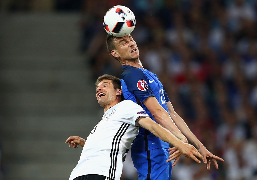 Ronaldo vao doi hinh hay nhat ban ket anh 4