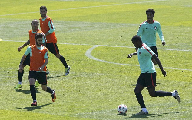 Ronaldo tự tin trước chung kết Euro 2016 ảnh 6 Ronaldo tu tin truoc chung ket Euro 2016 anh 6