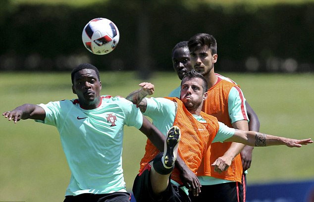 Ronaldo tự tin trước chung kết Euro 2016 ảnh 9 Ronaldo tu tin truoc chung ket Euro 2016 anh 9