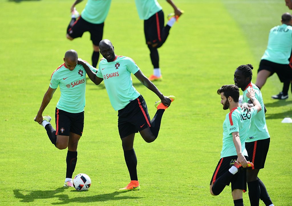 Bo Dao Nha quyet danh bai Phap anh 8