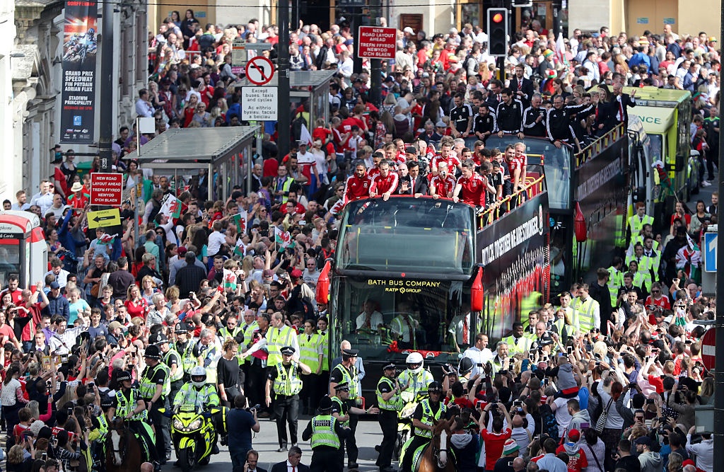 CDV do ra duong don xu Wales anh 3