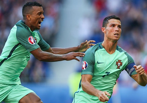 6 cuoc cham tran nay lua o chung ket Euro 2016 hinh anh