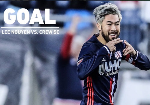 Lee Nguyen bat chuoc kieu an mung cua Griezmann hinh anh