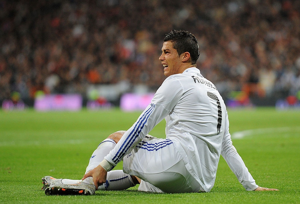 Tien su chan thuong cua Ronaldo anh 2