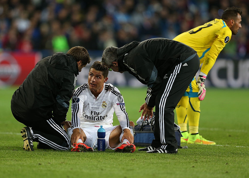 Tien su chan thuong cua Ronaldo anh 6