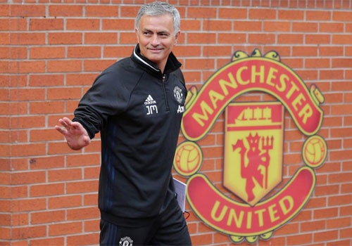 MU cua Mourinho ra quan gap Wigan anh 1