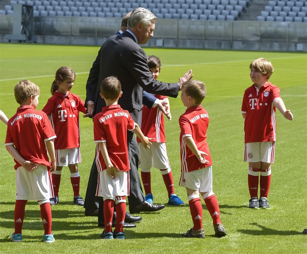 Carlo Ancelotti ra mat Bayern Munich anh 6