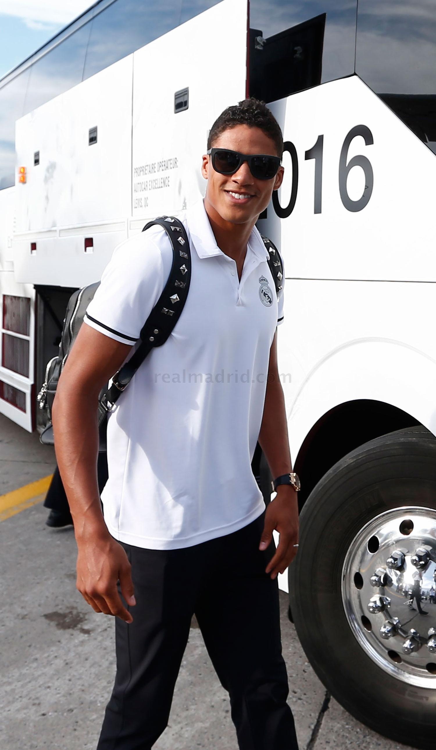 Zidane cho 2 con trai di du dau anh 8