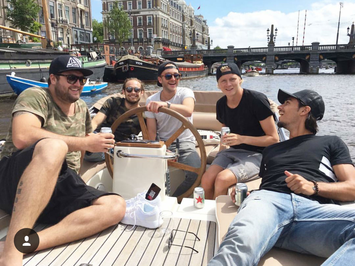 Sao MU xả hơi trước khi du đấu ảnh 5 Sao MU xa hoi truoc khi du dau anh 5