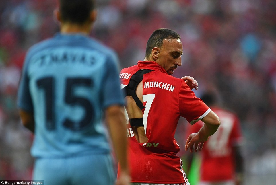 Guardiola dan dat Man City thua Bayern anh 5