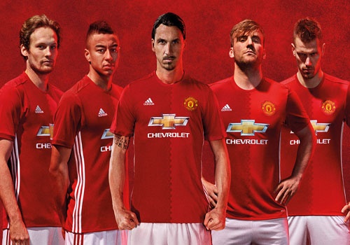 MU gioi thieu ao dau san nha mua toi hinh anh