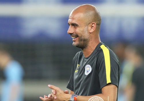 Guardiola cho Man City tap tich cuc truoc tran gap MU hinh anh