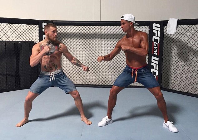 Ronaldo tập luyện cùng ‘gã điên’ làng UFC ảnh 1 Ronaldo tap luyen cung ‘ga dien’ lang UFC anh 1