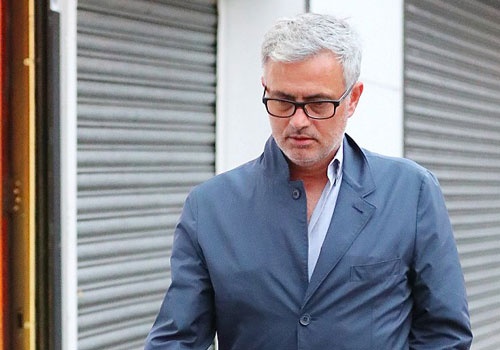 Mourinho ra ngoai an toi truoc tran sieu cup Anh hinh anh
