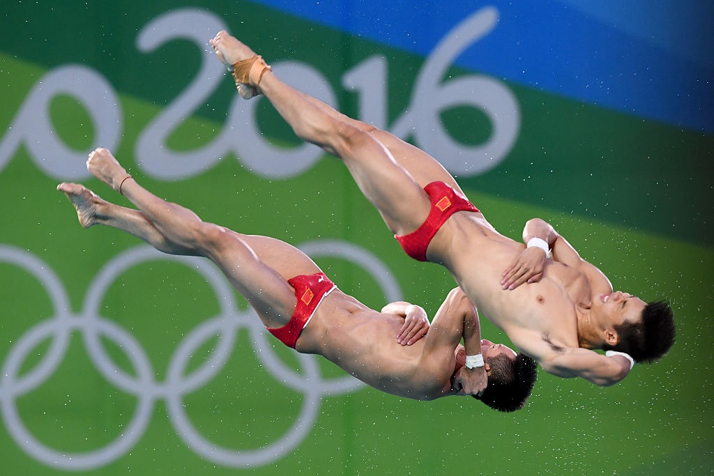 Trung Quoc co HCV nhay cau doi nam anh 6