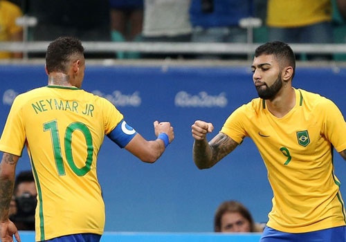 Olympic Brazil vao tu ket sau chien thang 4-0 hinh anh