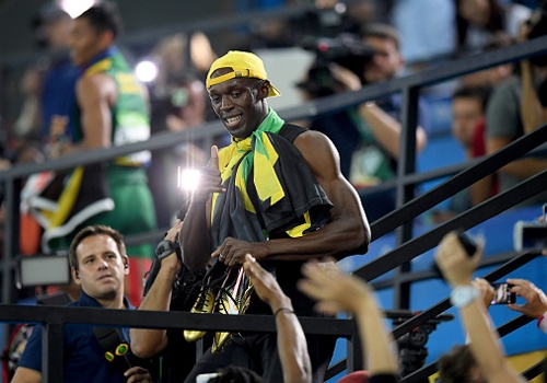 CDV goi Usain Bolt la huyen thoai duong thoi hinh anh