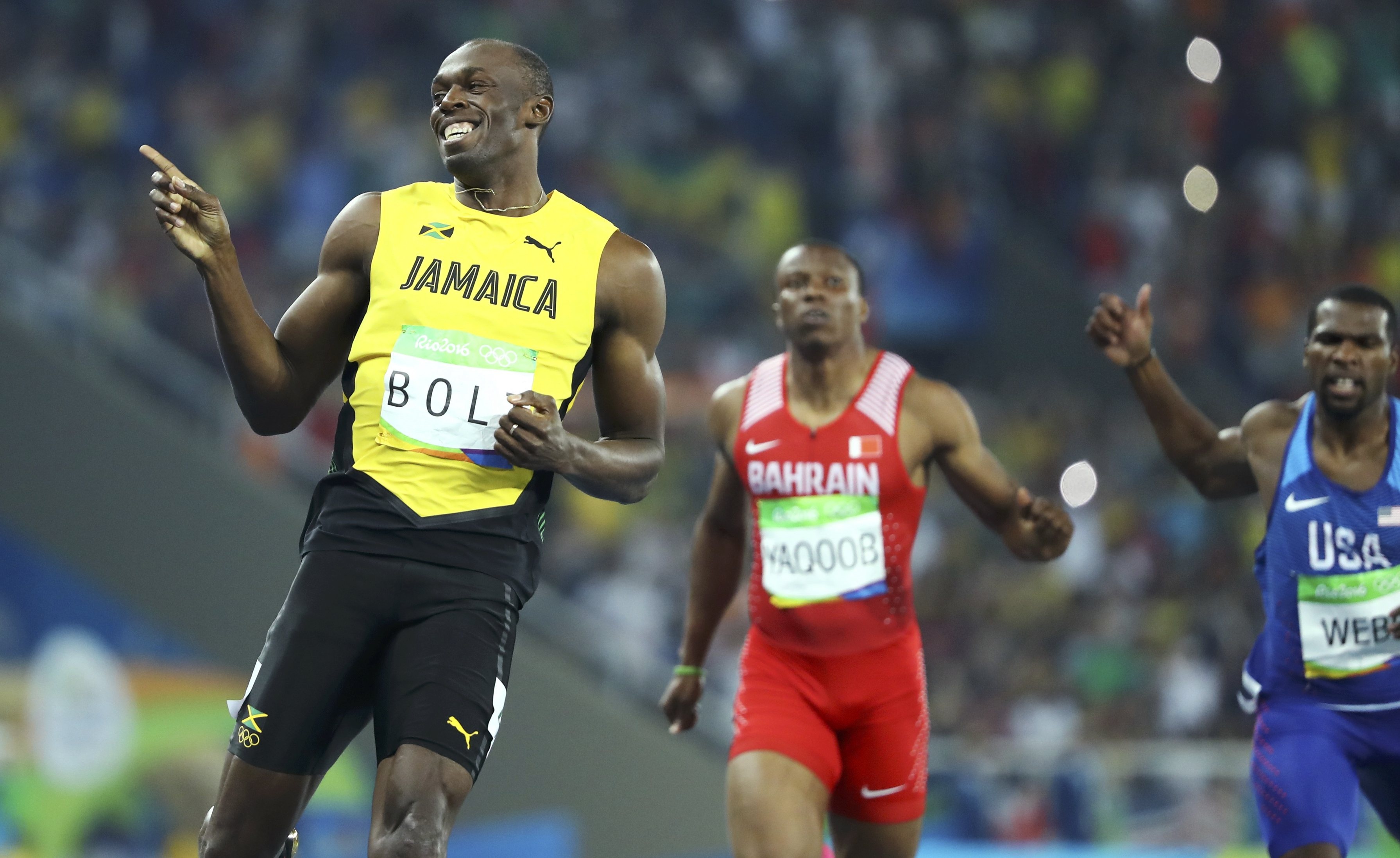 Bolt quay sang cuoi doi thu o Olympic anh 5