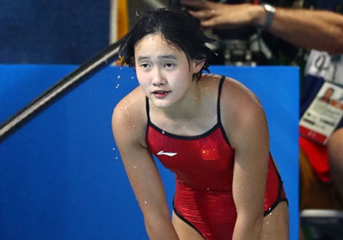 Co gai 15 tuoi tro thanh VDV tre nhat gianh HCV Olympic 2016 hinh anh