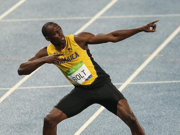 Bolt cung dong doi thi 4x100 m anh 1