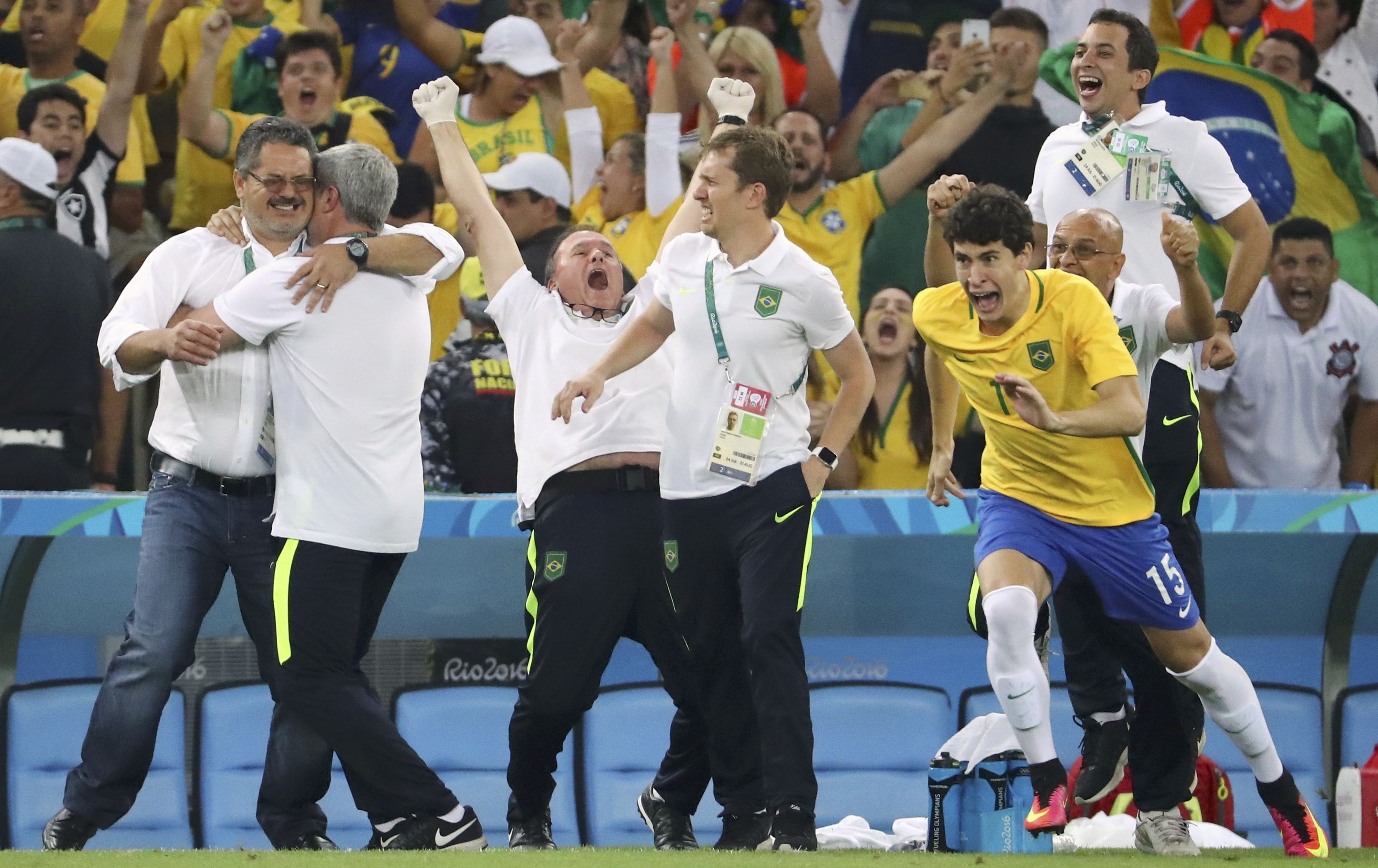 Neymar khoc khi giup Brazil gianh HCV anh 5