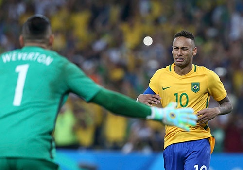 Neymar khoc khi giup Brazil gianh HCV Olympic 2016 hinh anh
