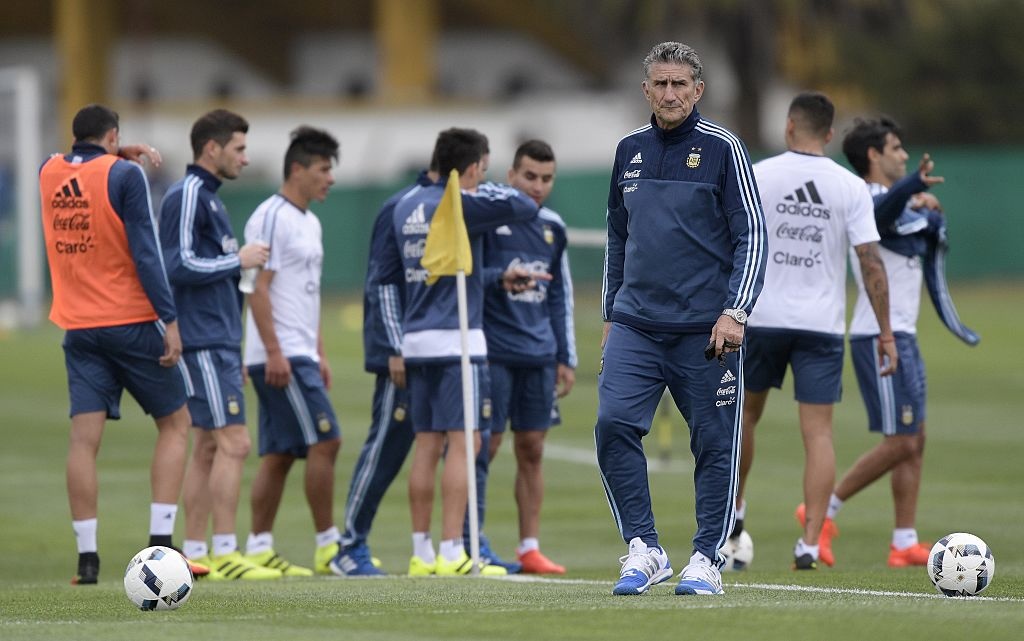 Messi bo buoi tap cung DT Argentina anh 4