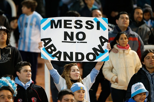 CDV Argentina cam on Messi anh 1