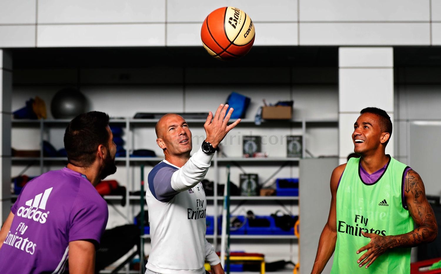 Ronaldo tich cuc ren the luc anh 6