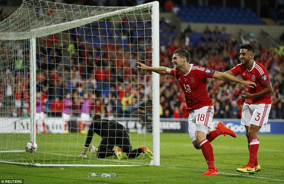 Bale giup xu Wales thang Moldova 4-0 anh 5