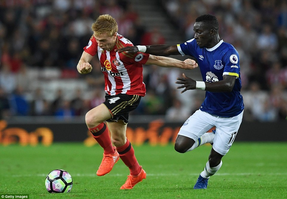 Lukaku ghi hat-trick vao luoi Sunderland anh 3