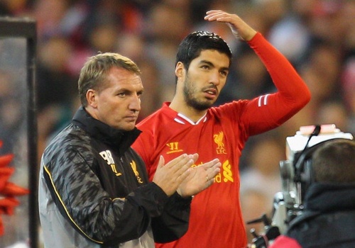 'Luis Suarez hien xuat sac hon Ronaldo va Messi' hinh anh